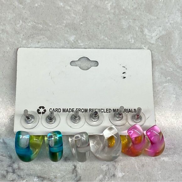New Gradient Acrylic Hoops - Picture 9 of 10
